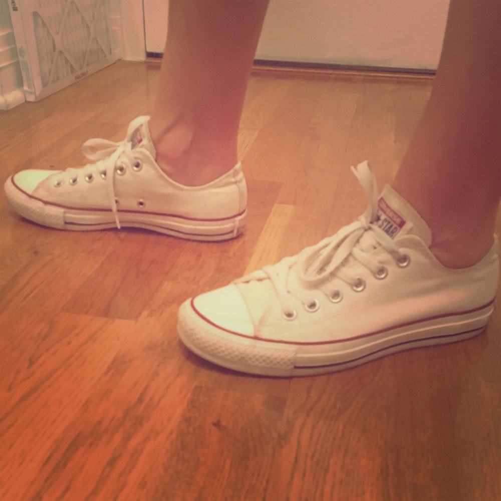 Converse Chuck Taylors white